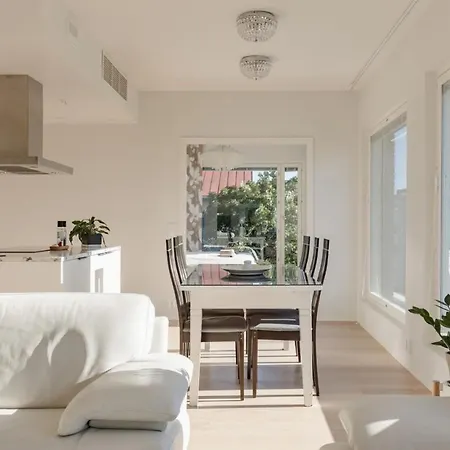 Borg Riverside 3br, Sauna, Balcony, * 포리