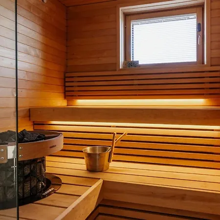아파트 Borg Riverside 3br, Sauna, Balcony,