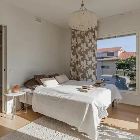 Borg Riverside 3br, Sauna, Balcony, 아파트